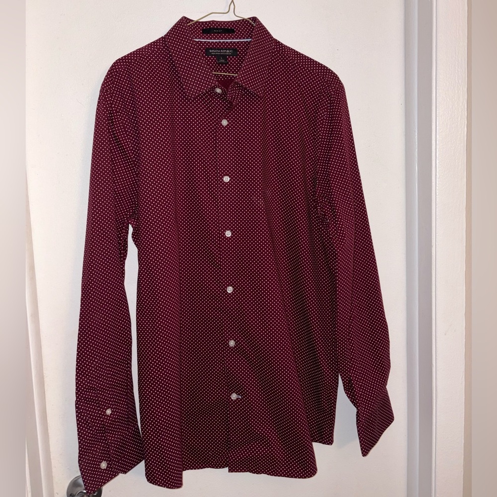 Banana Republic Burgundy Button-Front Polka Dot Shirt